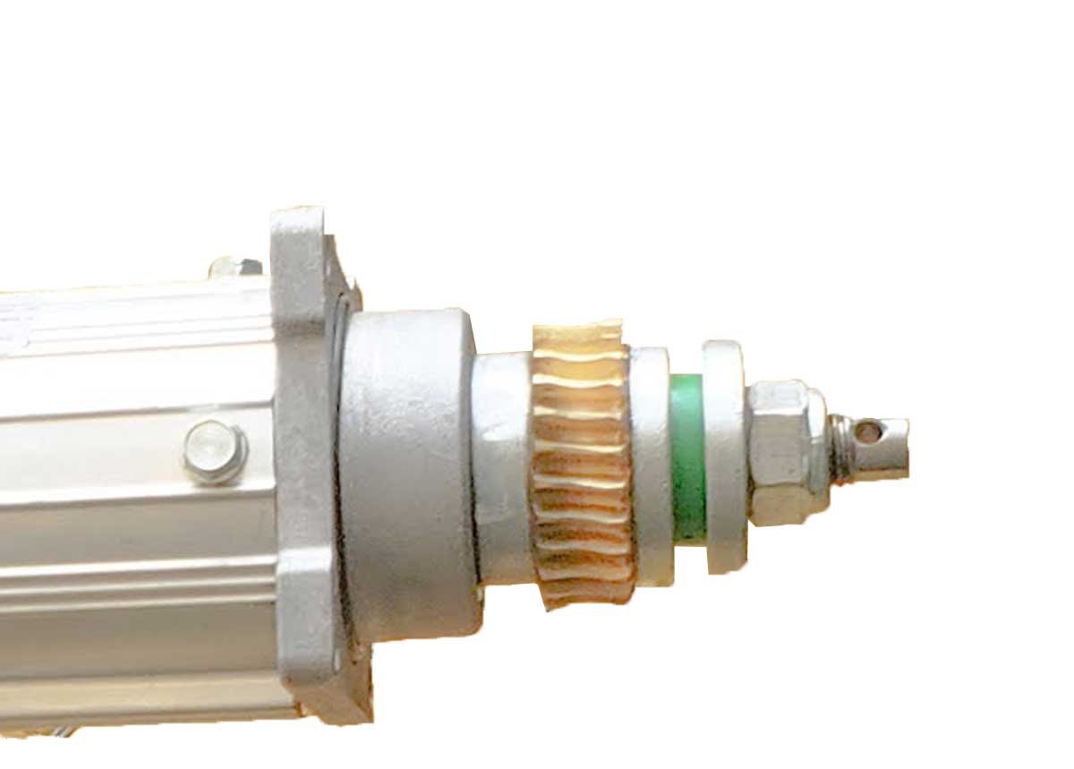 Kit de embreagem mecânica de acionamento Peccinin pivotante desmontado mostrando todas as peças do conjunto — Zona Leste SP